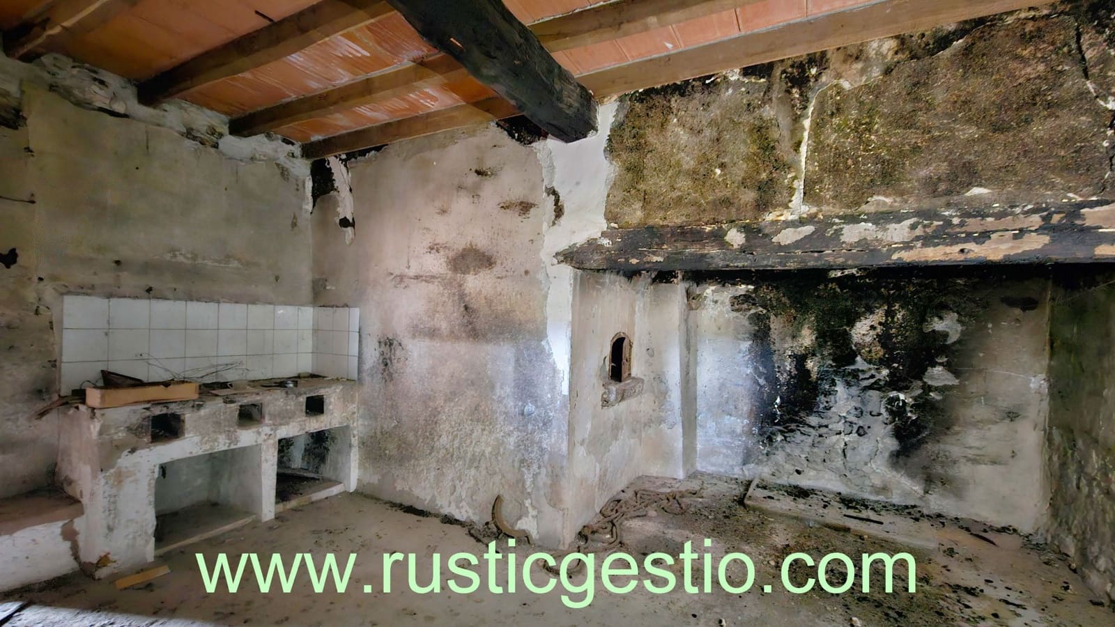 6 soveværelse Finca/Landehus til salg i Banyoles - € 700.000 (Ref: 9168692)