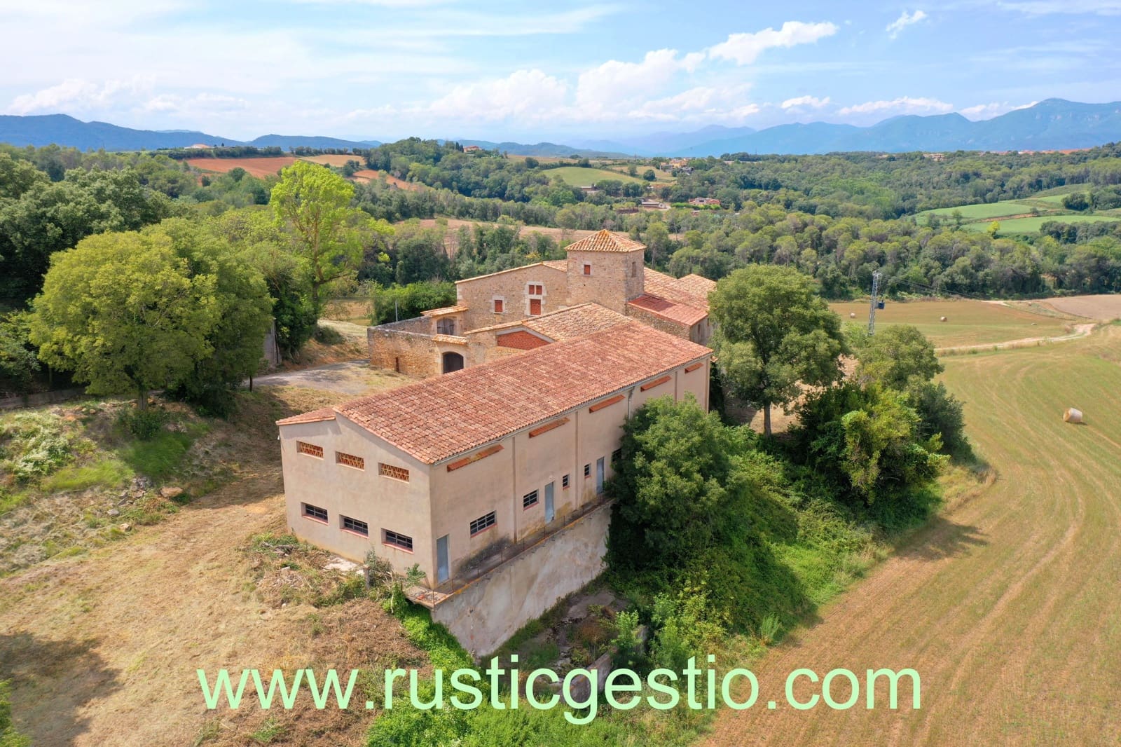 6 soveværelse Finca/Landehus til salg i Banyoles - € 700.000 (Ref: 9168692)