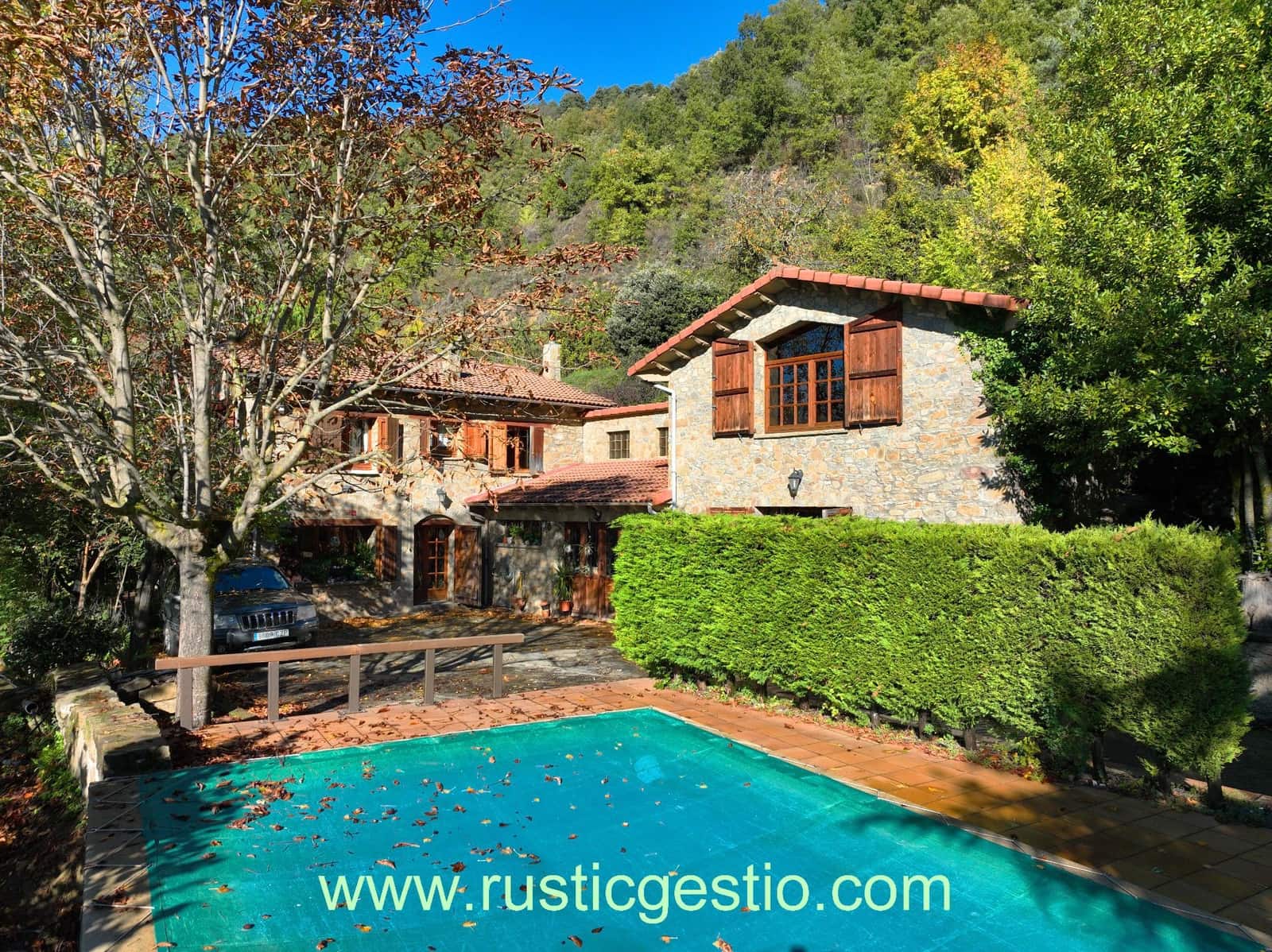 5 soveværelse Finca/Landehus til salg i Vallfogona de Ripolles med swimmingpool - € 695.000 (Ref: 9377806)