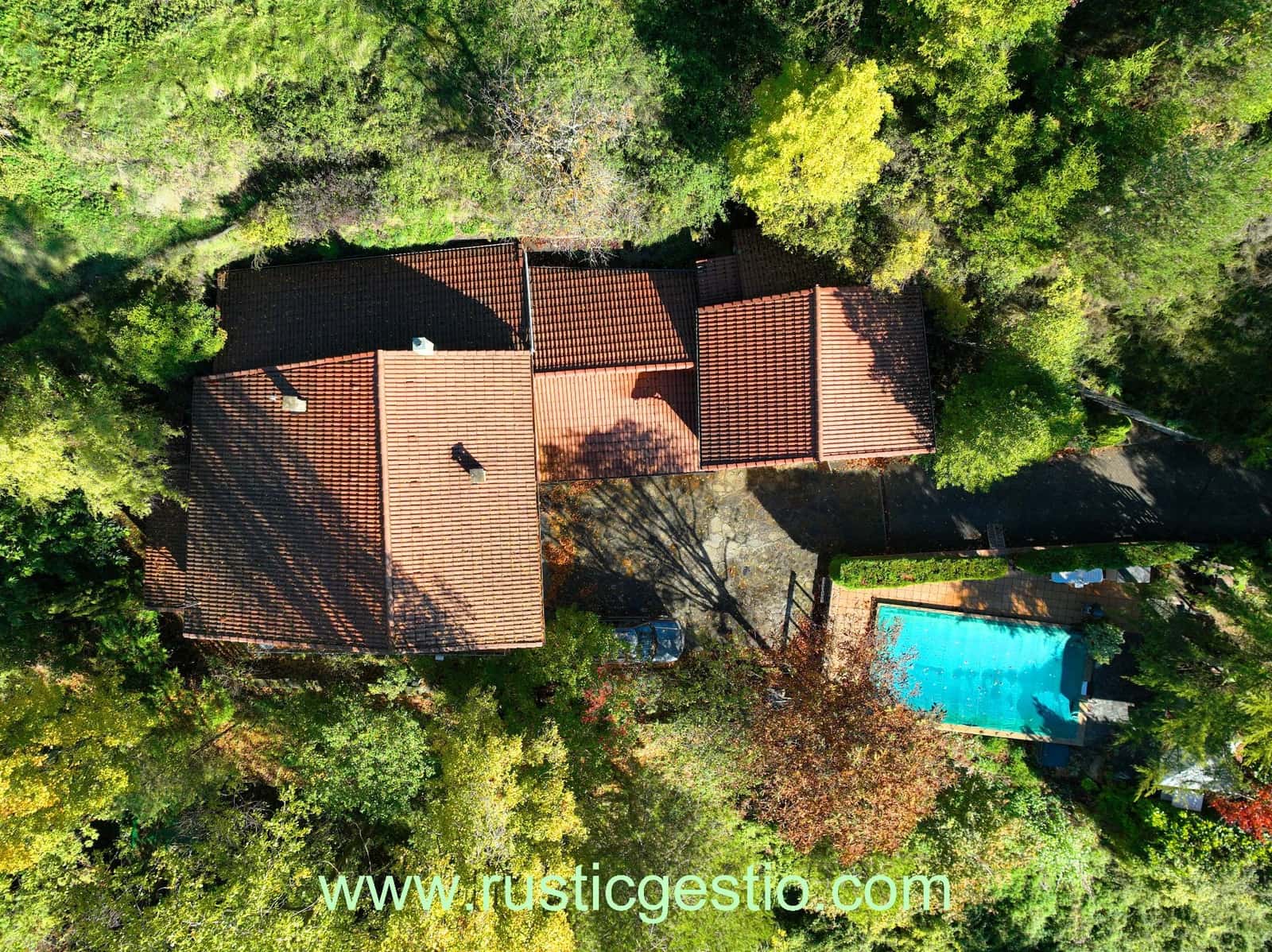 5 soveværelse Finca/Landehus til salg i Vallfogona de Ripolles med swimmingpool - € 695.000 (Ref: 9377806)