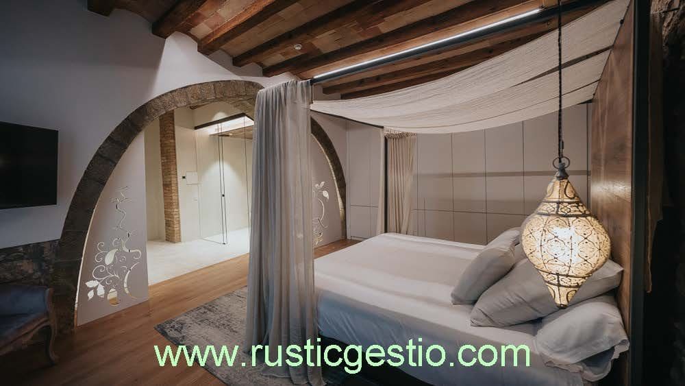 9 bedroom Finca/Country House for sale in Calders with pool garage - € 2,000,000 (Ref: 9530956)