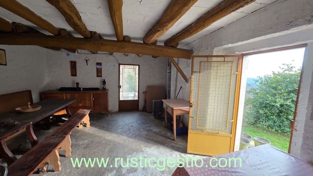 3 soveværelse Finca/Landehus til salg i Sant Hilari Sacalm - € 325.000 (Ref: 9550343)