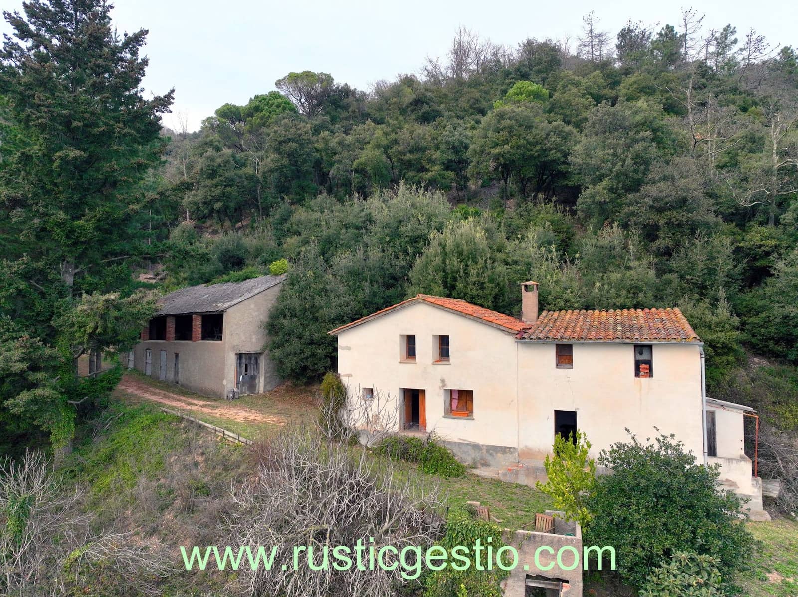 3 bedroom Finca/Country House for sale in Sant Hilari Sacalm - € 325,000 (Ref: 9550343)