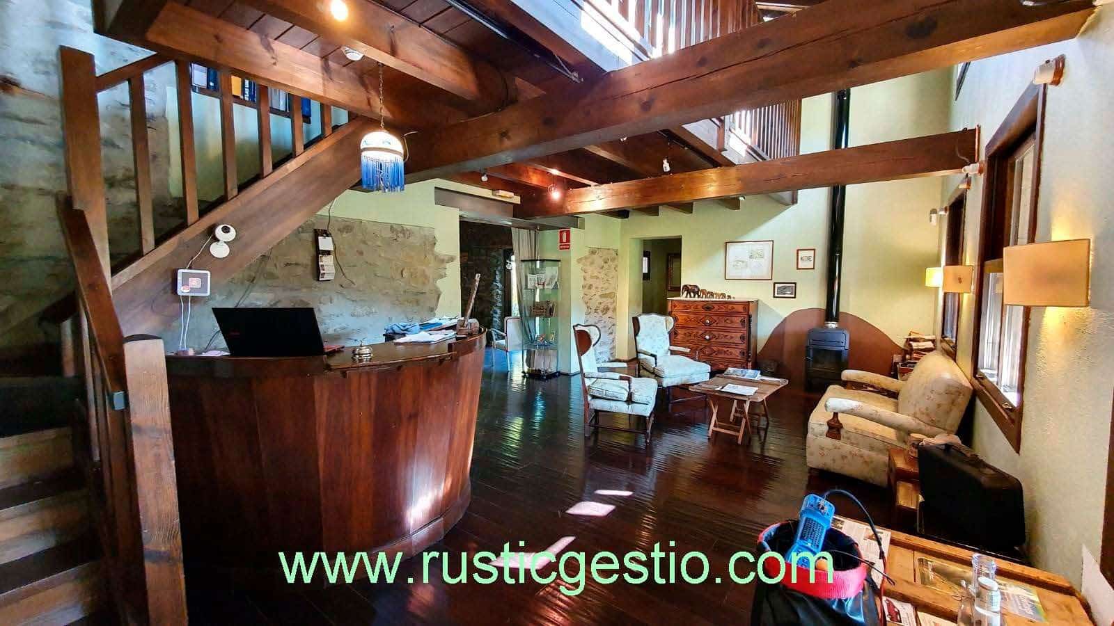 15 bedroom Hotel for sale in Planoles with pool garage - € 849,000 (Ref: 9550344)