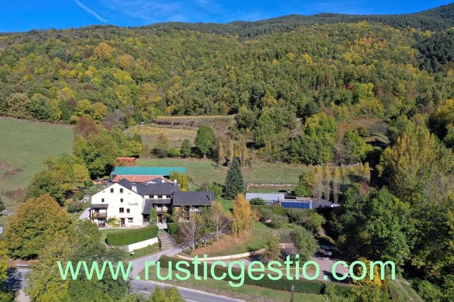 15 bedroom Hotel for sale in Planoles with pool garage - € 849,000 (Ref: 9550344)