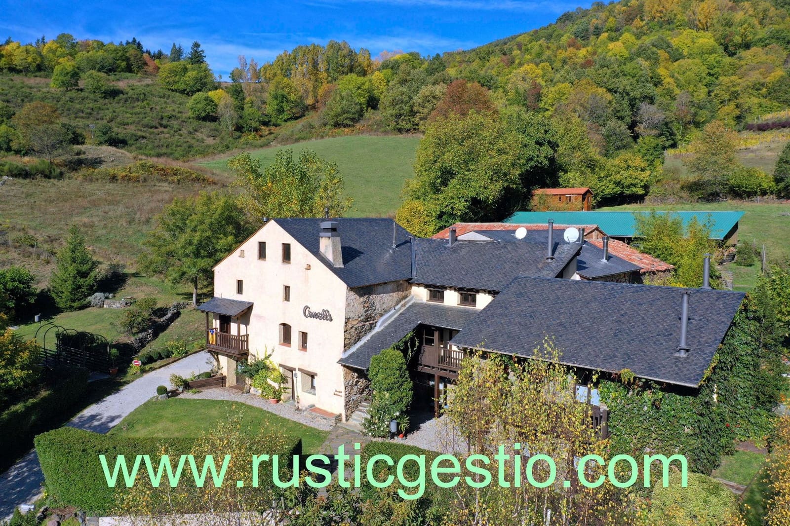 15 bedroom Hotel for sale in Planoles with pool garage - € 849,000 (Ref: 9550344)