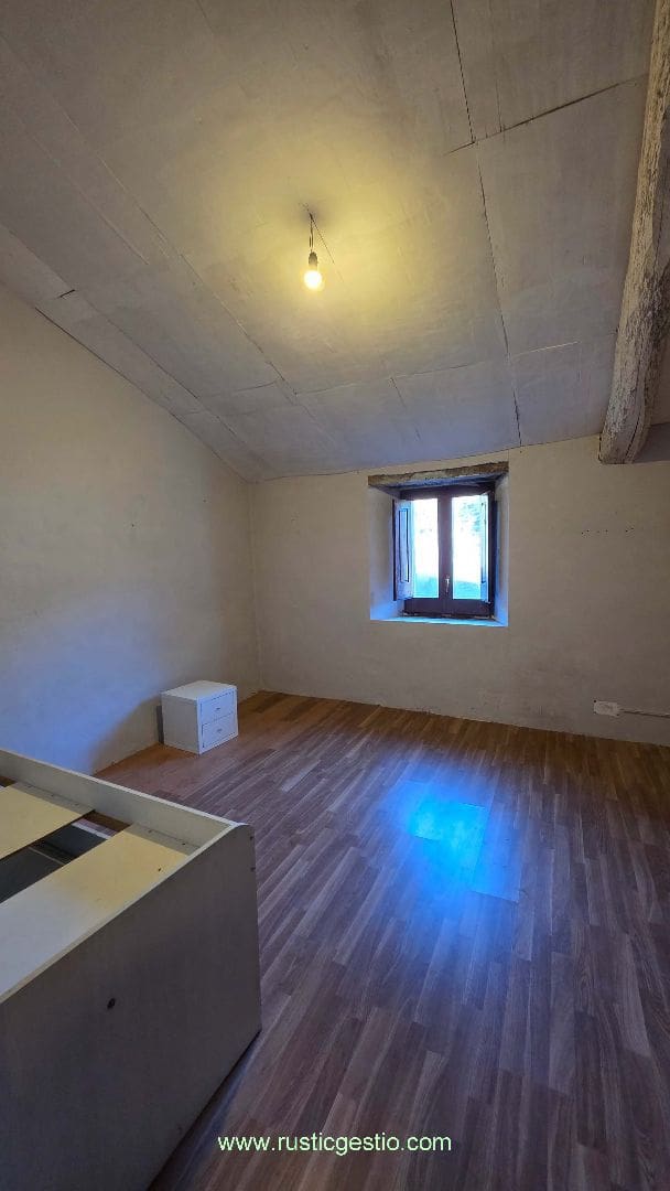 4 sovrum Finca/Hus på landet till salu i Santa Maria de Besora med garage - 425 000 € (Ref: 9573491)