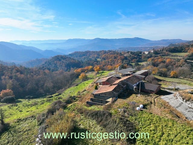 4 sovrum Finca/Hus på landet till salu i Santa Maria de Besora med garage - 425 000 € (Ref: 9573491)