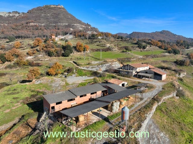 4 sovrum Finca/Hus på landet till salu i Santa Maria de Besora med garage - 425 000 € (Ref: 9573491)