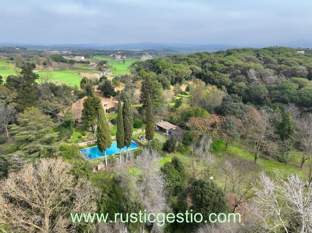 5 soveværelse Finca/Landehus til salg i Tordera med swimmingpool - € 608.000 (Ref: 9685654)