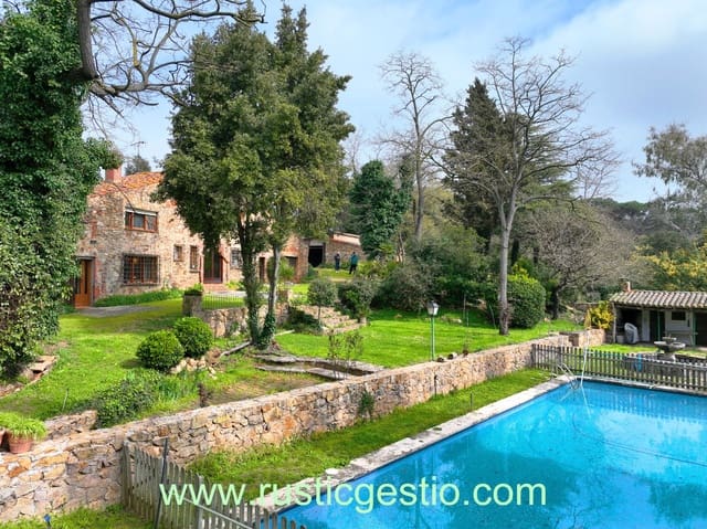 5 soveværelse Finca/Landehus til salg i Tordera med swimmingpool - € 608.000 (Ref: 9685654)