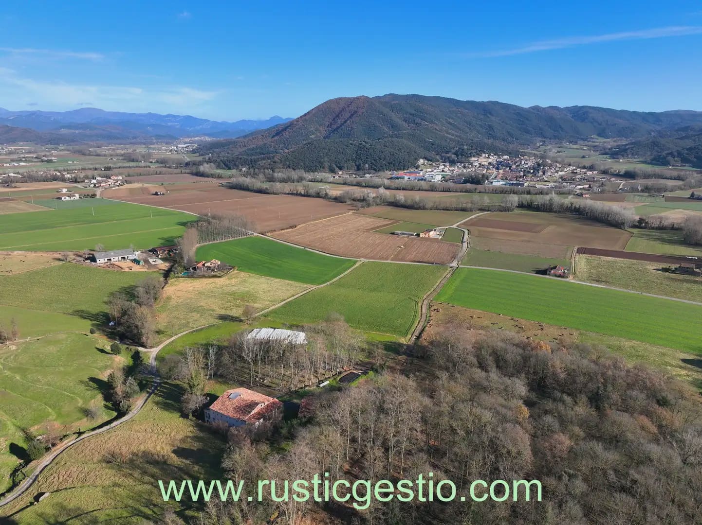 25 bedroom Finca/Country House for sale in La Vall d'en Bas - € 1,500,000 (Ref: 9803789)