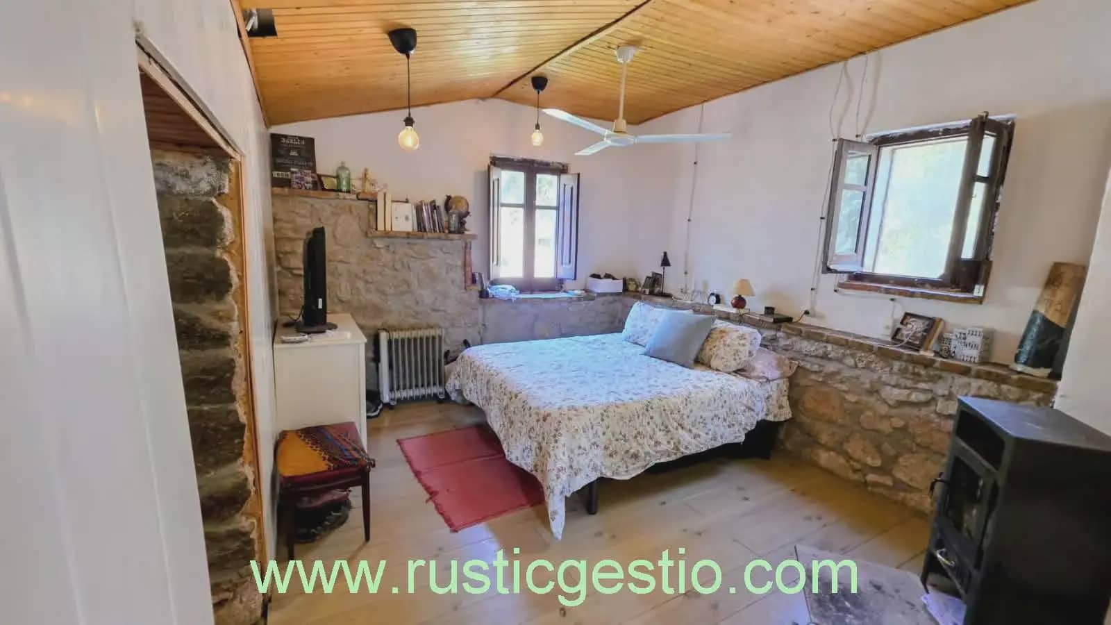 Finca/Casa Rural de 1 habitación en Sant Salvador de Guardiola en venta con piscina - 350.000 € (Ref: 9862394)