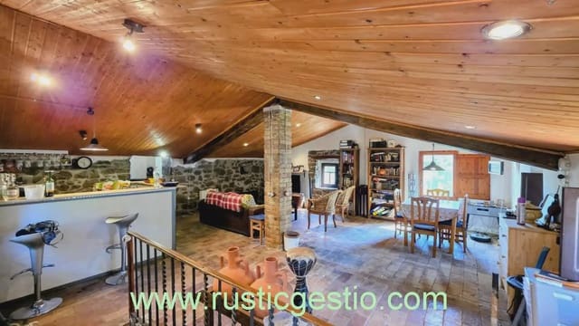 Finca/Casa Rural de 1 habitación en Sant Salvador de Guardiola en venta con piscina - 350.000 € (Ref: 9862394)