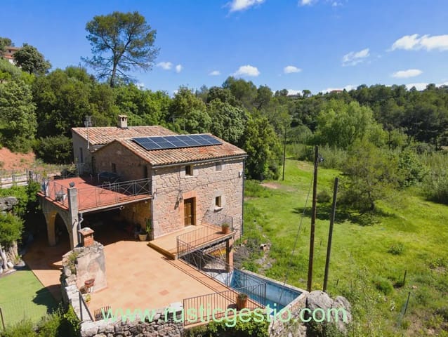 Finca/Casa Rural de 1 habitación en Sant Salvador de Guardiola en venta con piscina - 350.000 € (Ref: 9862394)