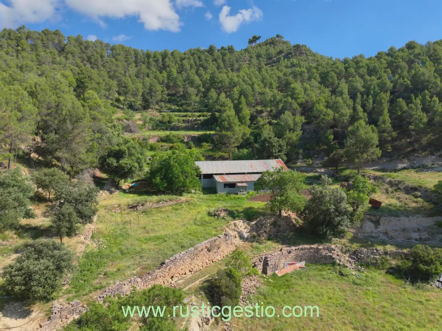5 soveværelse Finca/Landehus til salg i Castellgali med garage - € 650.000 (Ref: 9936730)