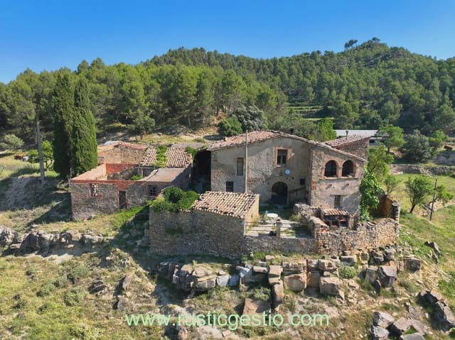 5 soveværelse Finca/Landehus til salg i Castellgalí med garage - € 650.000 (Ref: 9936730)