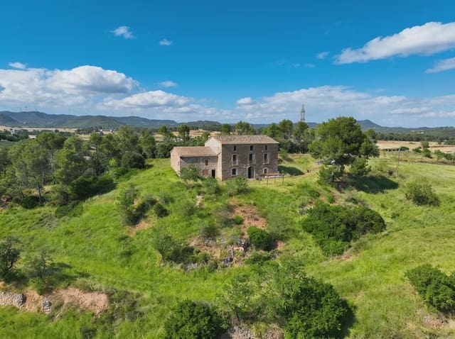 4 bedroom Finca/Country House for sale in Odena - € 495,000 (Ref: 9958955)