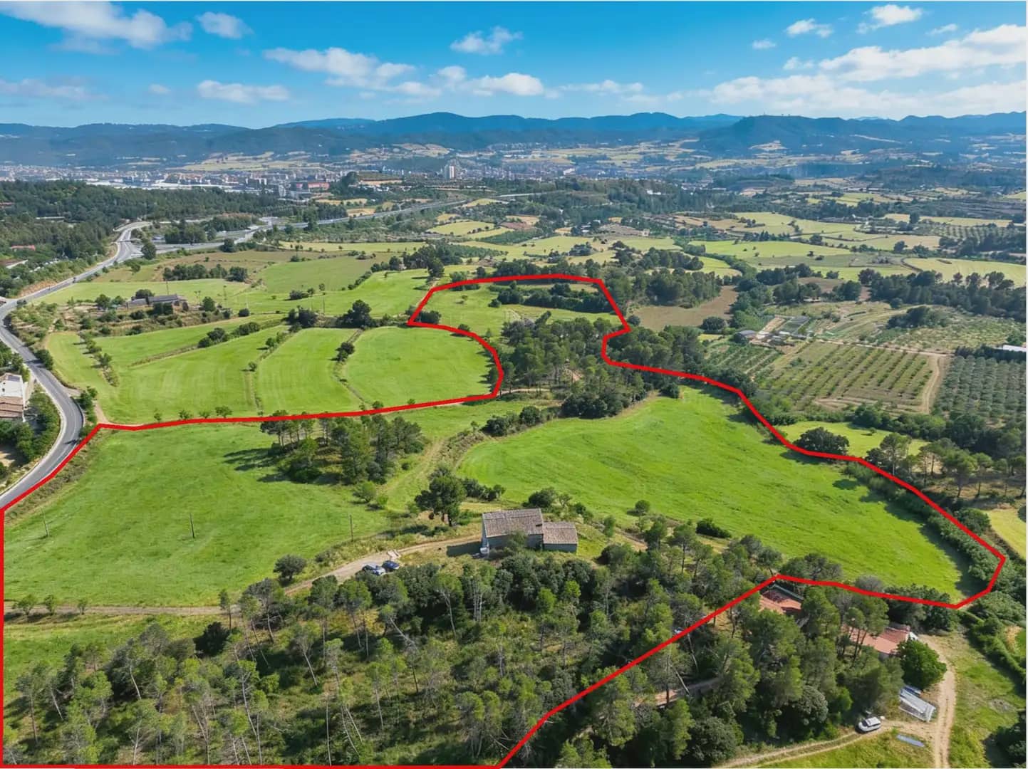 4 bedroom Finca/Country House for sale in Odena - € 495,000 (Ref: 9958955)