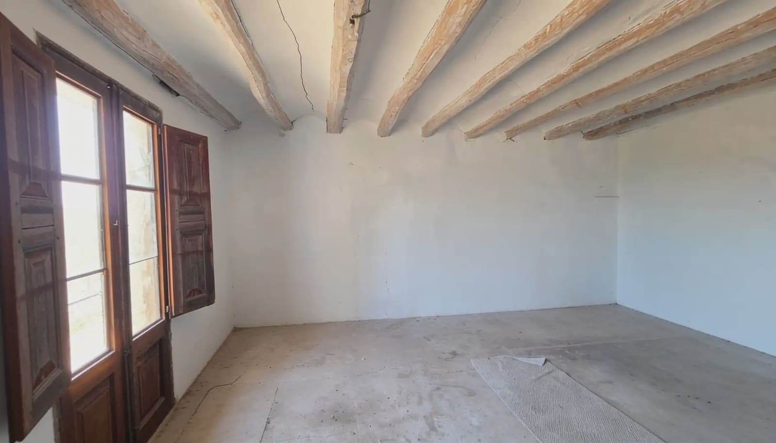 4 bedroom Finca/Country House for sale in Odena - € 495,000 (Ref: 9958955)