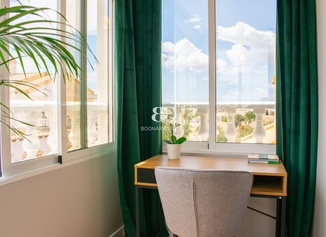 3 soveværelse Byhus til salg i Punta Prima, Orihuela med swimmingpool - € 299.500 (Ref: 9016450)