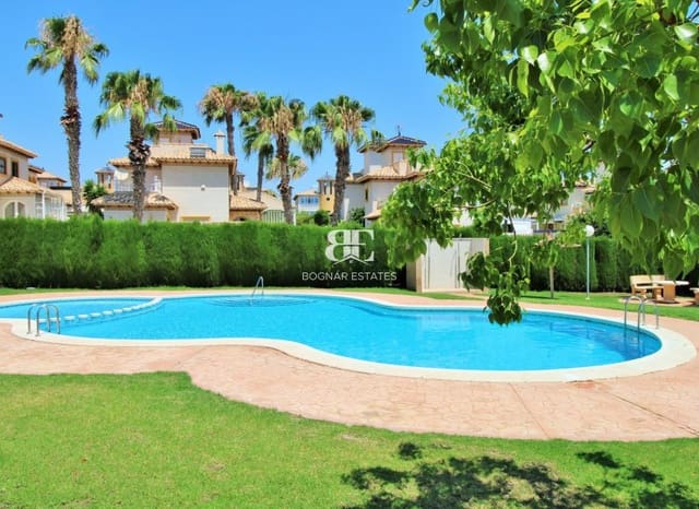 2 soverom Hus til salgs i La Zenia, Orihuela med svømmebasseng - € 245 000 (Ref: 9115228)