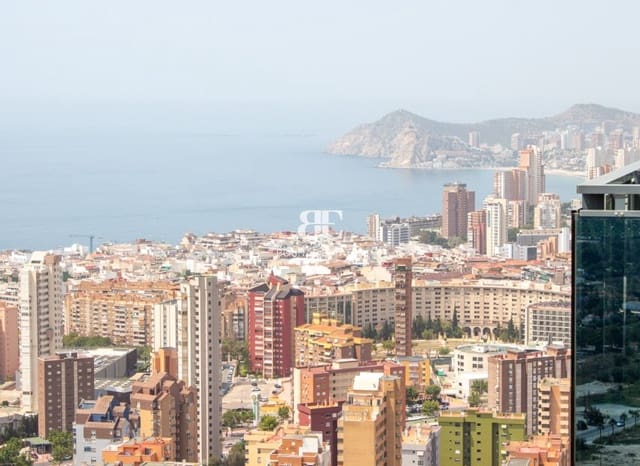 3 Zimmer Apartment zu verkaufen in Juzgados - Plaza de Toros, Benidorm mit Pool - 790.000 € (Ref: 9141226)