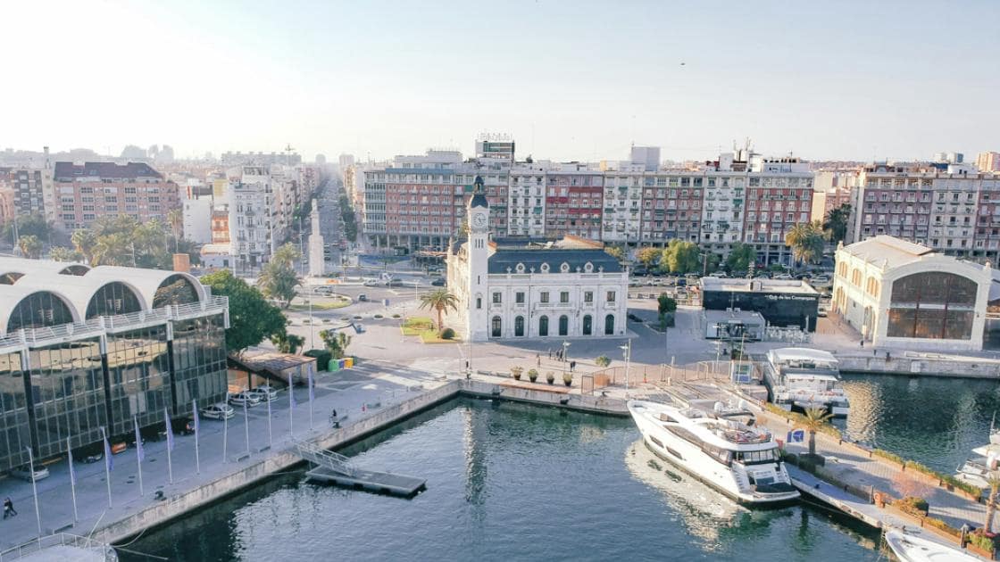 45 soveværelse Hotel til salg i Valencia by - € 12.500.000 (Ref: 10136671)