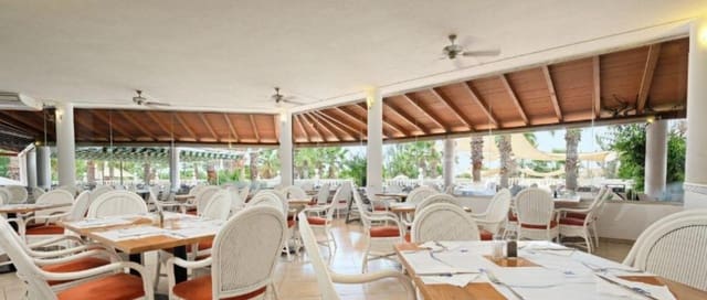 184 makuuhuone Hotelli myytävänä paikassa Coves Noves, Es Mercadal - 67 000 000 € (Ref: 9357241)