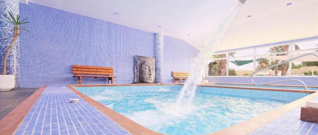 184 soverom Hotell til salgs i Coves Noves - € 67 000 000 (Ref: 9357241)