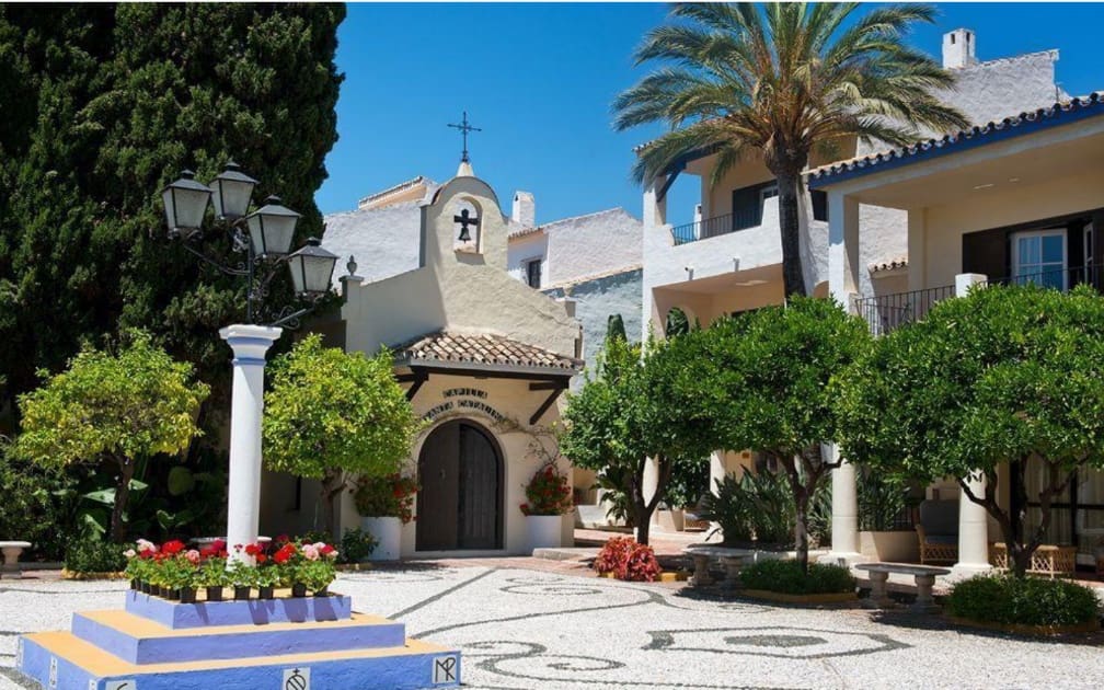 302 soveværelse Hotel til salg i Marbella - € 50.750.000 (Ref: 9357460)