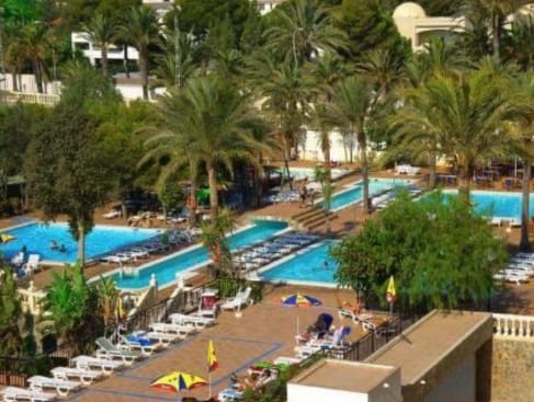 396 sypialnia Hotel na sprzedaż w Miasto Almería z basenem - 45 000 000 € (Ref: 9371146)