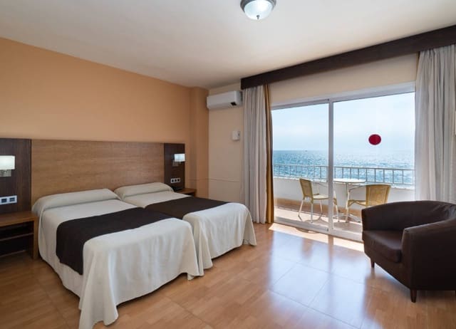 87 slaapkamer Hotel te koop in Málaga stad - € 13.000.000 (Ref: 9372214)