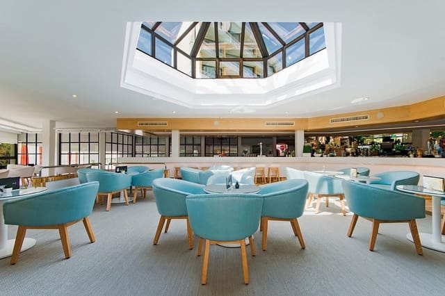 285 soveværelse Hotel til salg i Consell - € 36.000.000 (Ref: 9372247)