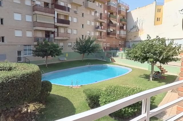5 bedroom Townhouse for sale in Paterna with pool - € 425,000 (Ref: 9378092)