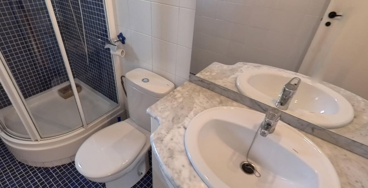 5 bedroom Townhouse for sale in Paterna with pool - € 425,000 (Ref: 9378092)