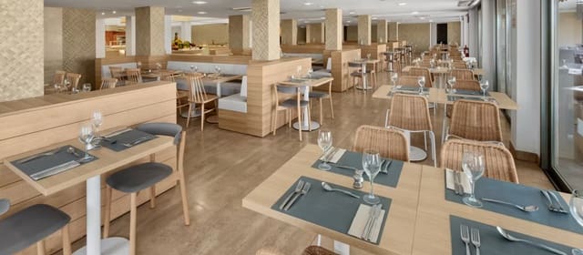 338 soveværelse Hotel til salg i Palma de Mallorca - € 53.000.000 (Ref: 9380035)