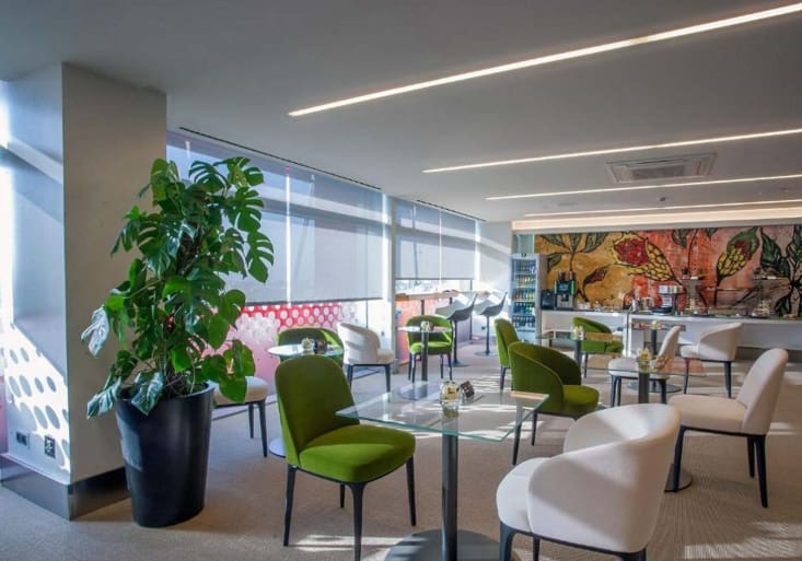 315 bedroom Hotel for sale in Madrid city - € 60,000,000 (Ref: 9380142)