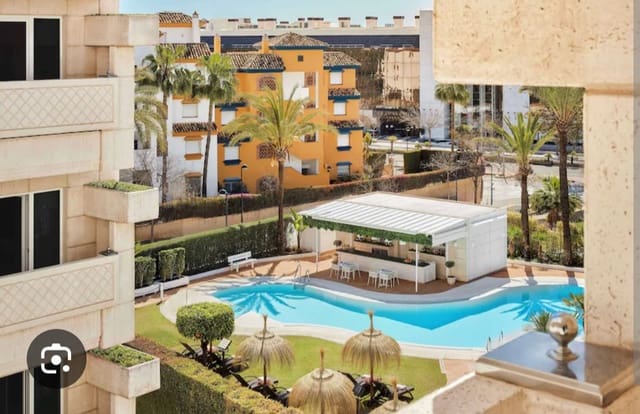 Hotel de 165 habitaciones en Marbella en venta con piscina garaje - 64.000.000 € (Ref: 9646112)