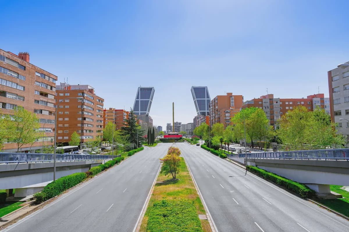 130 camera da letto Hotel in vendita in Madrid citta con piscina - 65.000.000 € (Rif: 9869640)