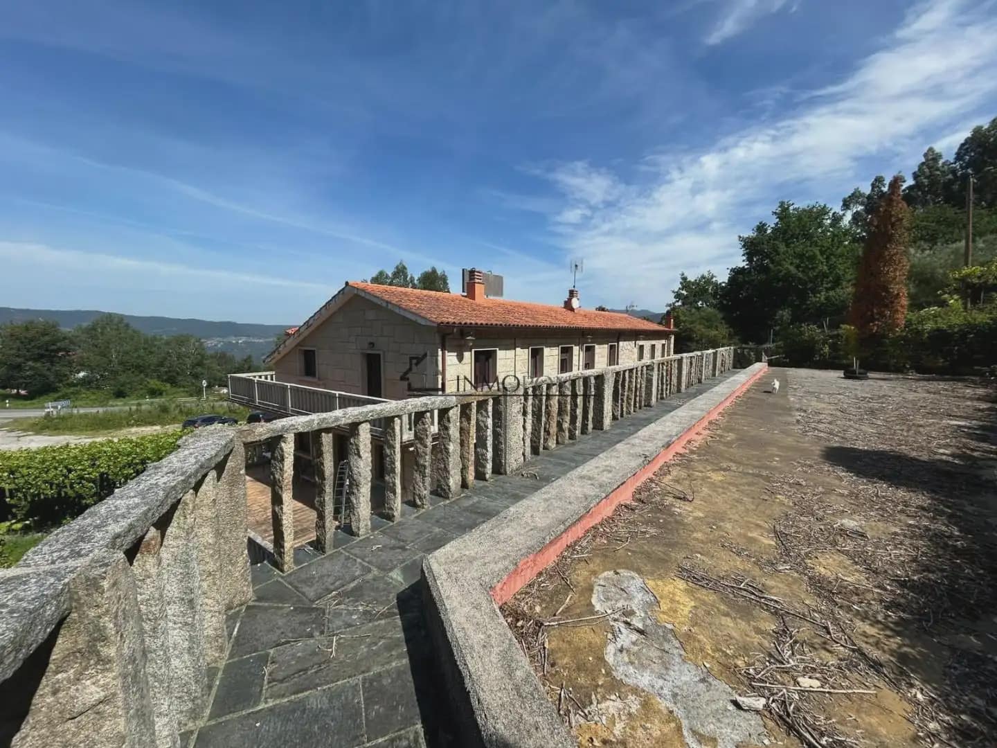 Gewerbe zu verkaufen in Cotobade - 800.000 € (Ref: 10021236)