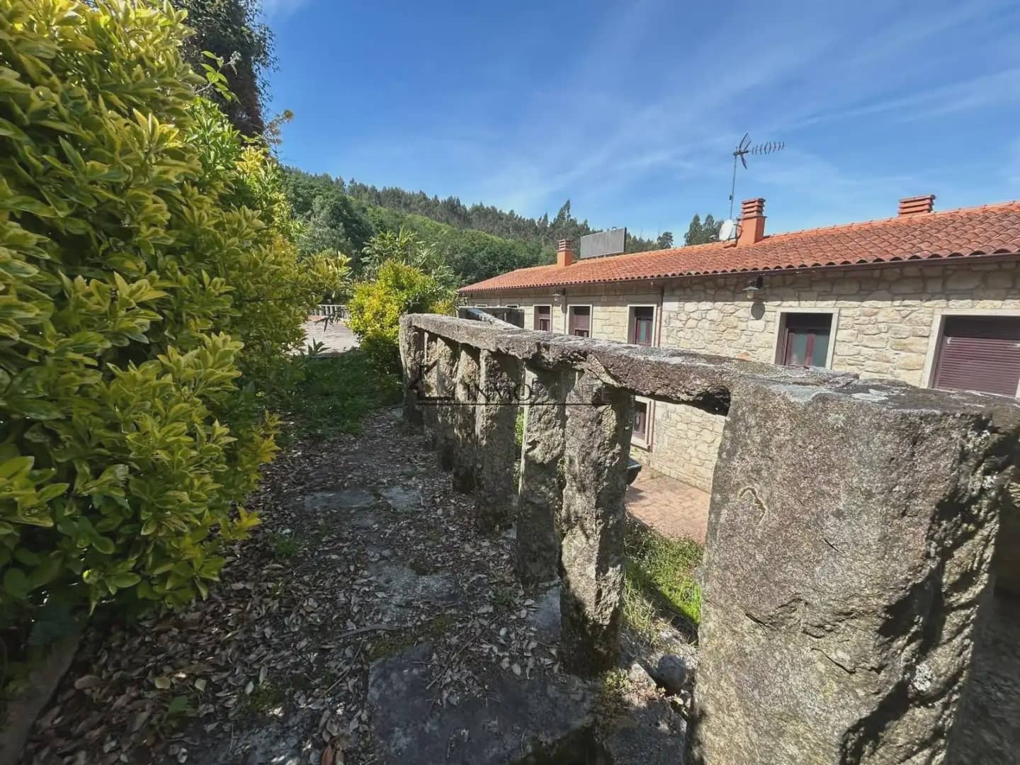 Gewerbe zu verkaufen in Cotobade - 800.000 € (Ref: 10021236)