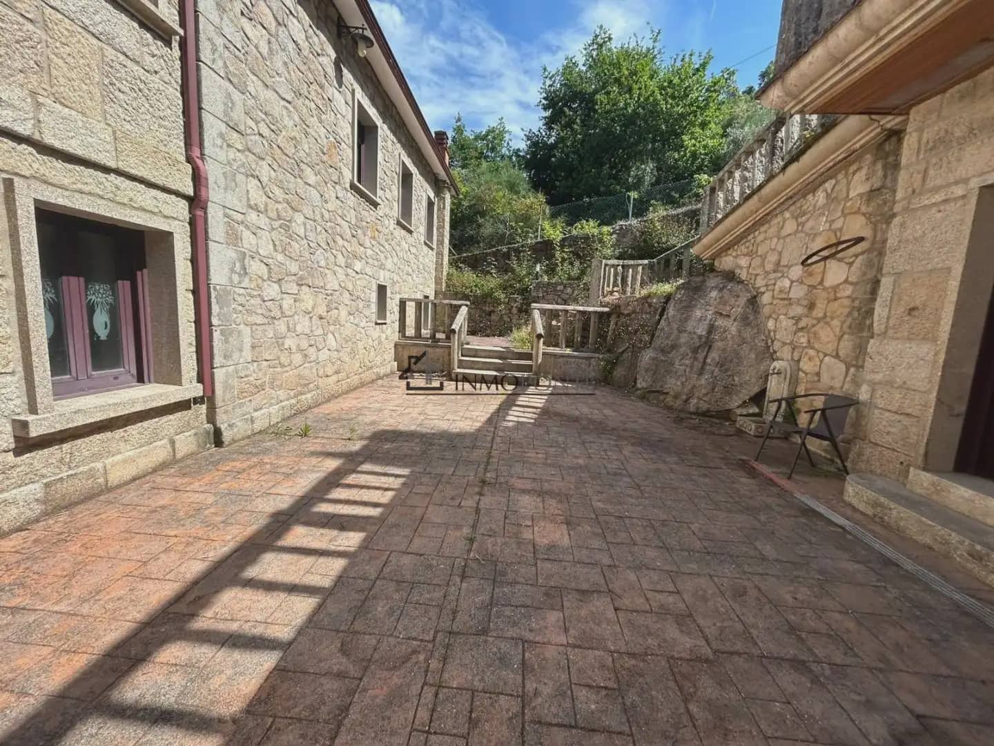 Gewerbe zu verkaufen in Cotobade - 800.000 € (Ref: 10021236)
