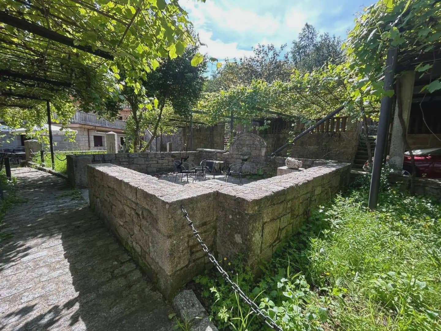 Gewerbe zu verkaufen in Cotobade - 800.000 € (Ref: 10021236)