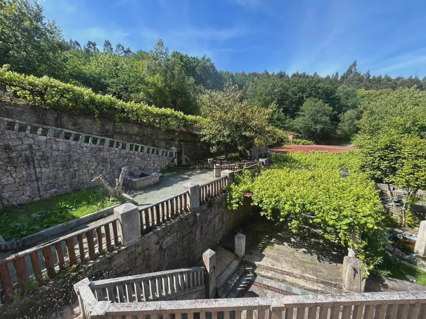 Gewerbe zu verkaufen in Cotobade - 800.000 € (Ref: 10021236)