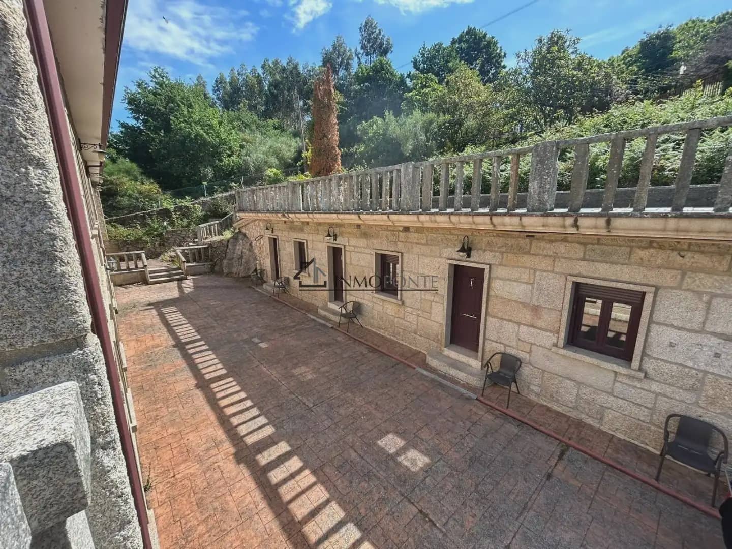 Gewerbe zu verkaufen in Cotobade - 800.000 € (Ref: 10021236)