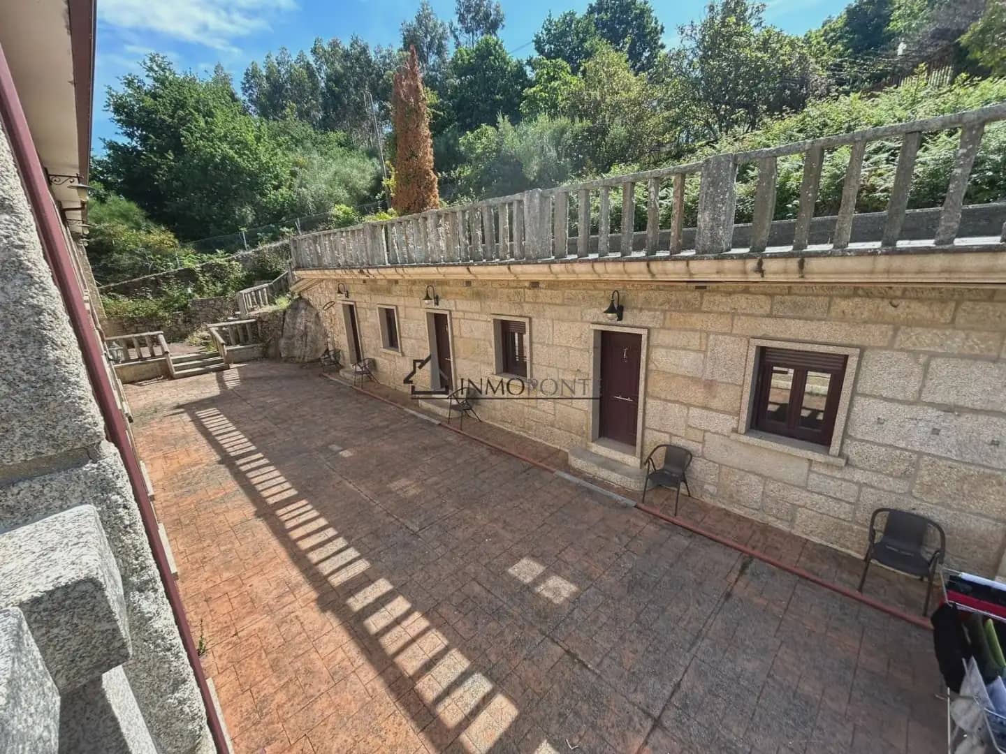 Gewerbe zu verkaufen in Cotobade - 800.000 € (Ref: 10021236)