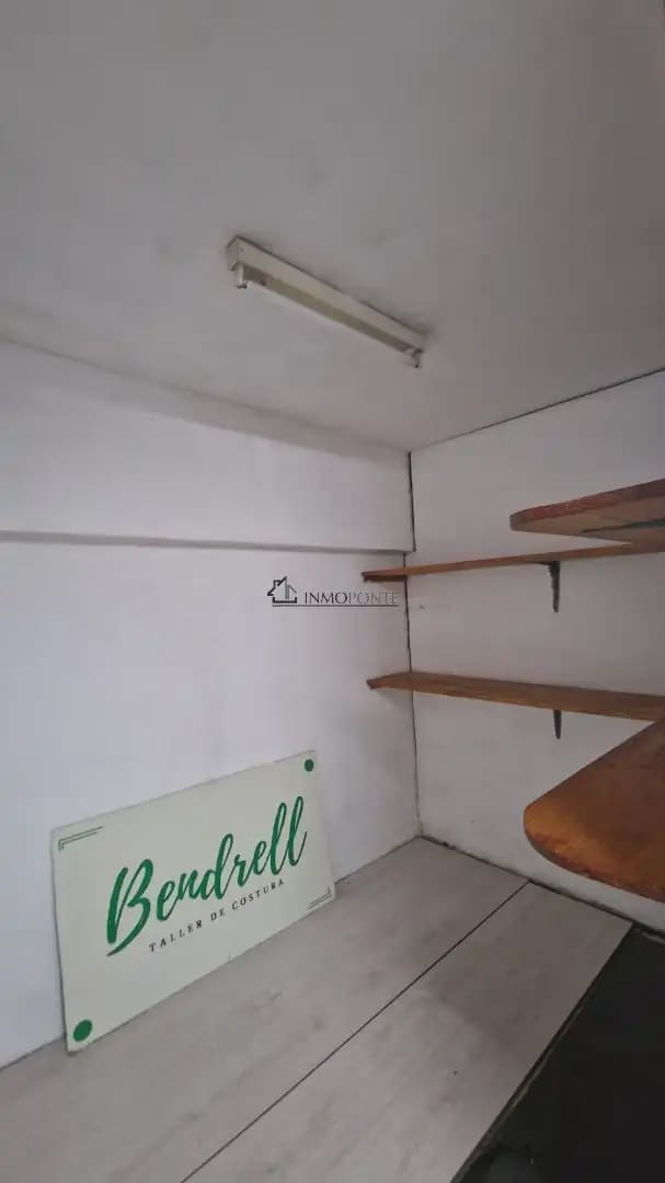Kommersiell til leie i Pontevedra by - € 800 (Ref: 10093960)