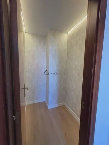 1 bedroom Flat for sale in Pontevedra city - € 195,000 (Ref: 10115422)