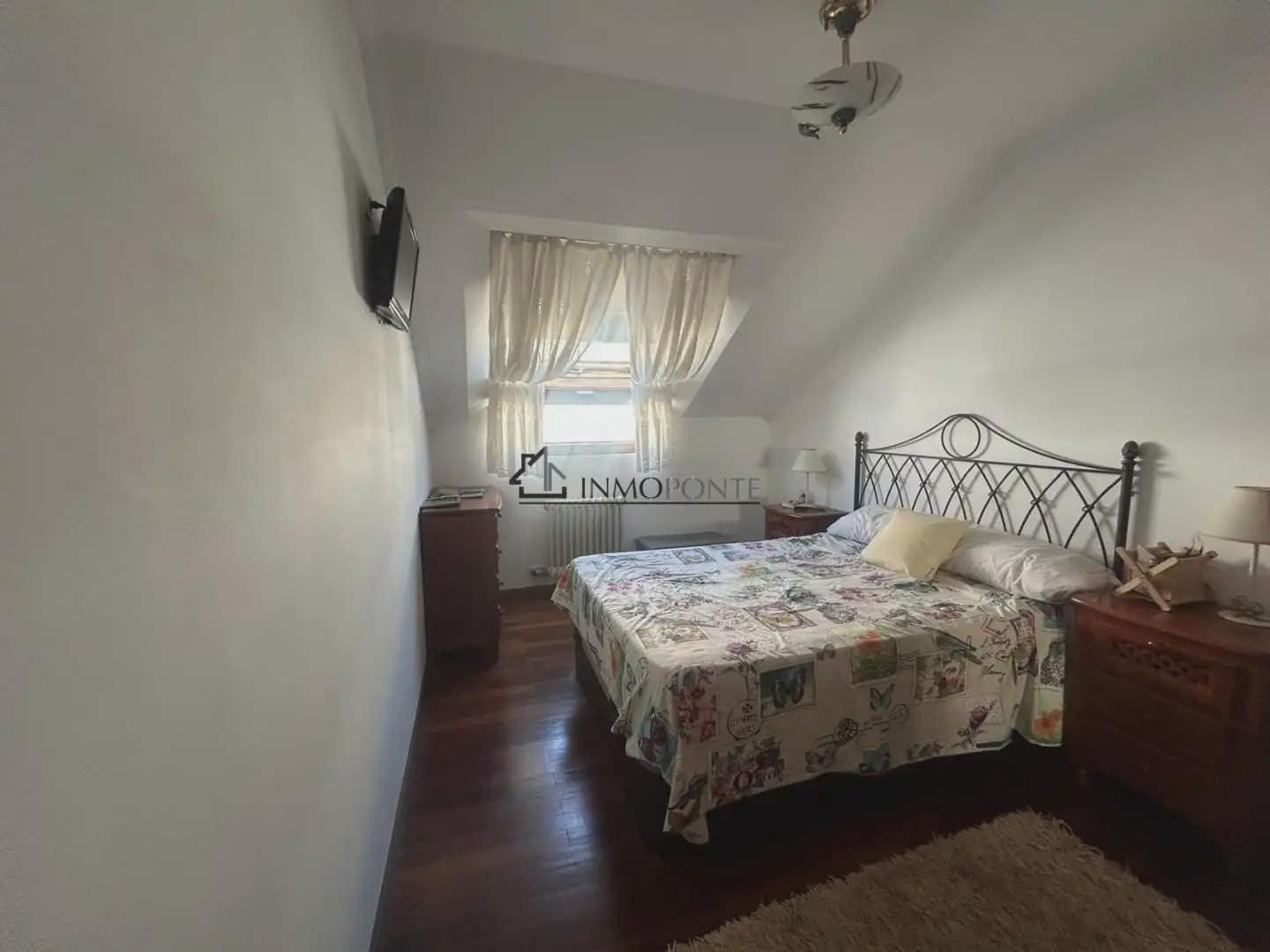 3 bedroom Flat for sale in Pontevedra city with garage - € 340,000 (Ref: 10124889)